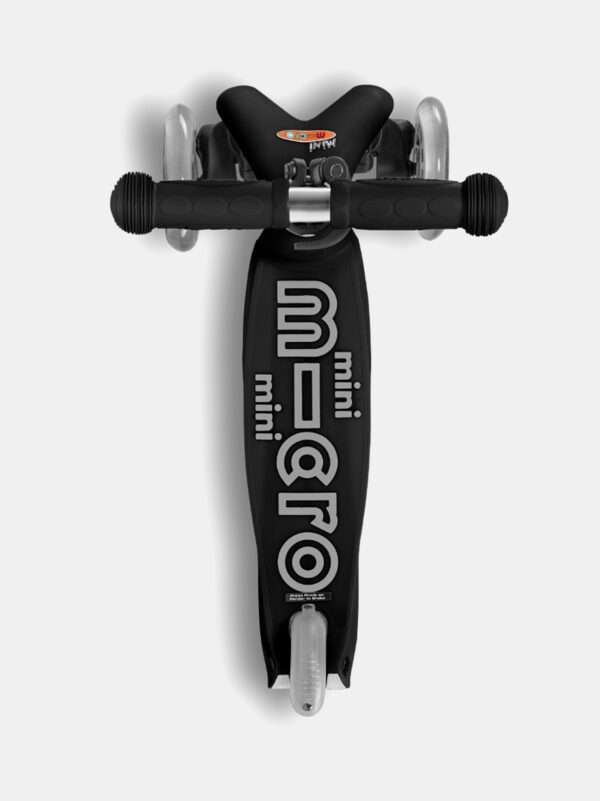 Roller-Micro-Mobility-Mini-Micro-Deluxe-Black-03
