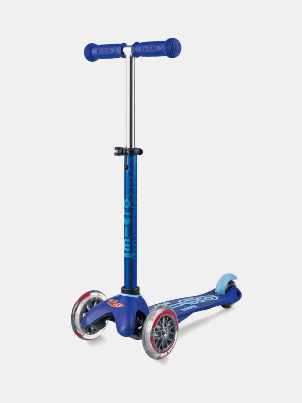 Roller-Micro-Mobility-Mini-Micro-Deluxe-Blue-10