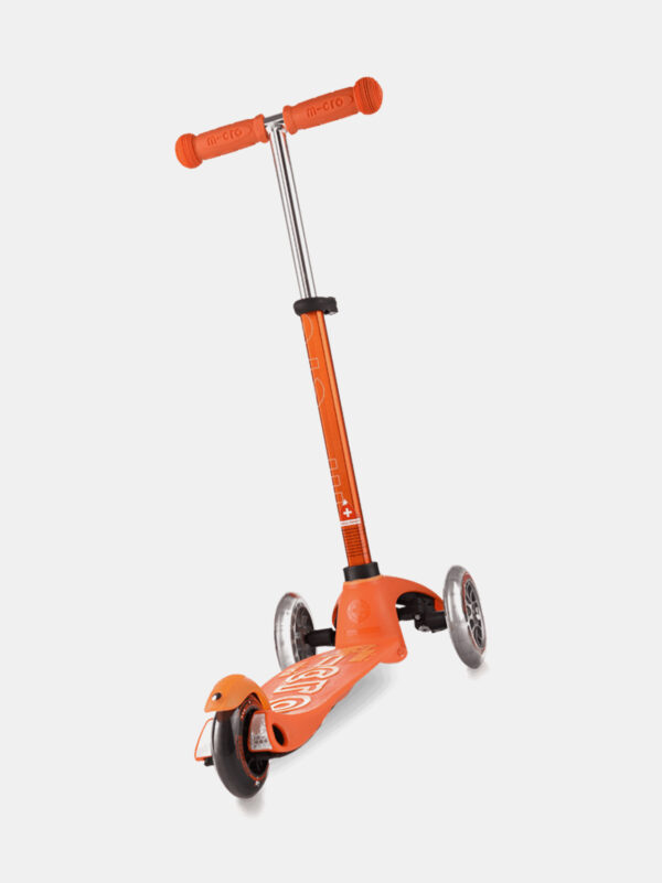 Roller-Micro-Mobility-Mini-Micro-Deluxe-Orange-05