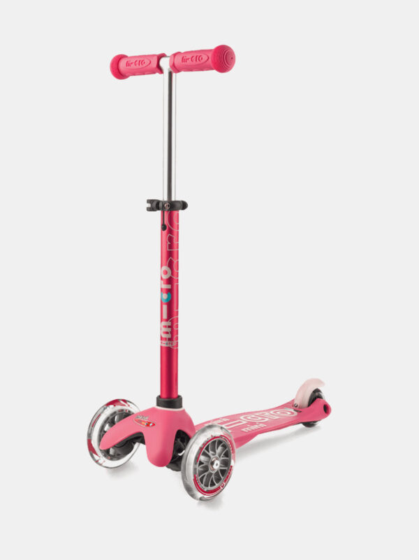 Roller-Micro-Mobility-Mini-Micro-Deluxe-Pink-05